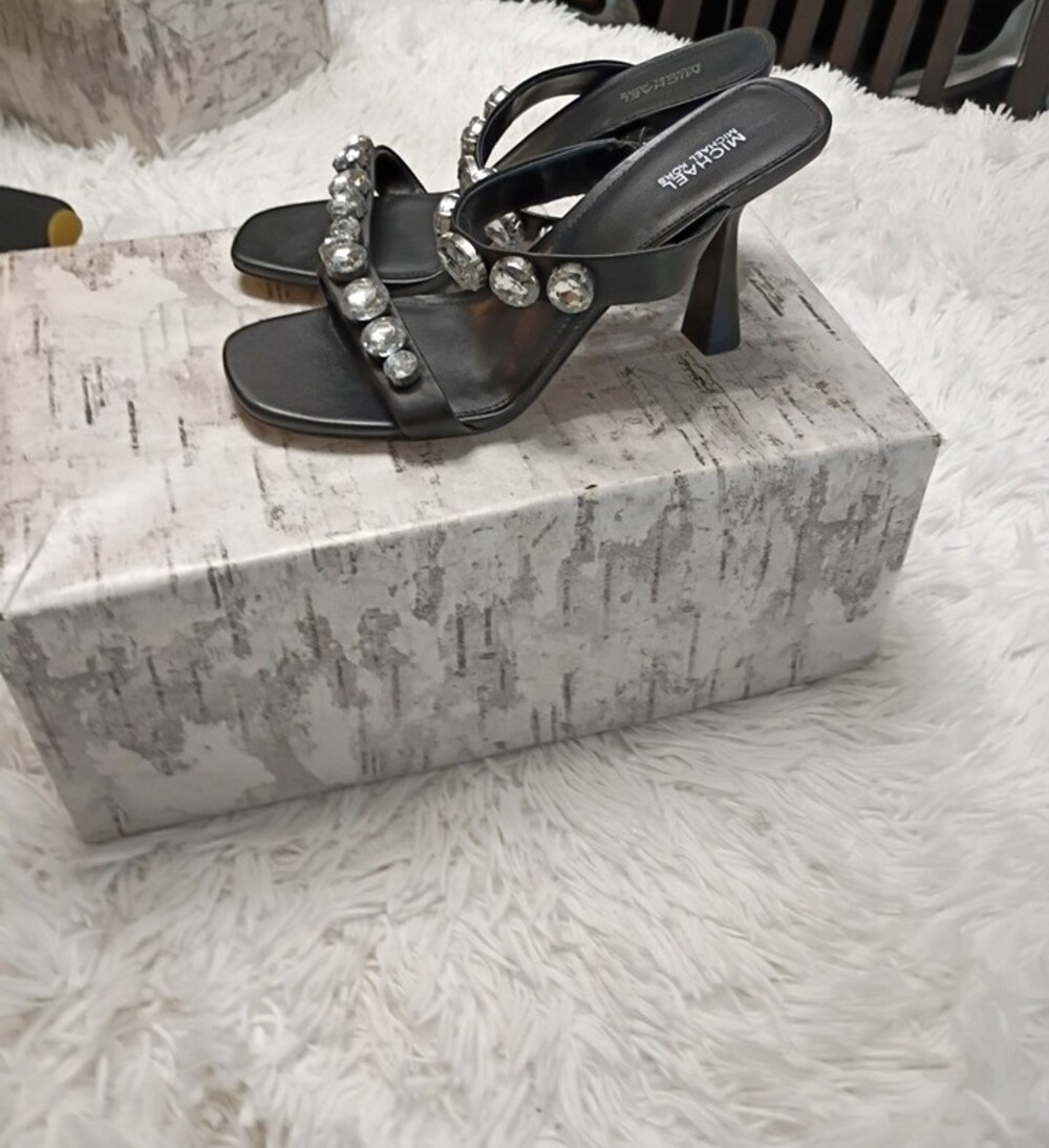 Michael Kors Clara Black Leather & Large Crystal Jeweled Slide Mules Sandals 7.5 - Picture 8 of 16